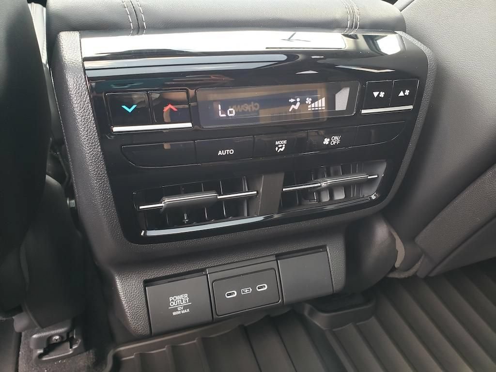 Certified 2026 Acura MDX SH-AWD w/ Technology Package image 13