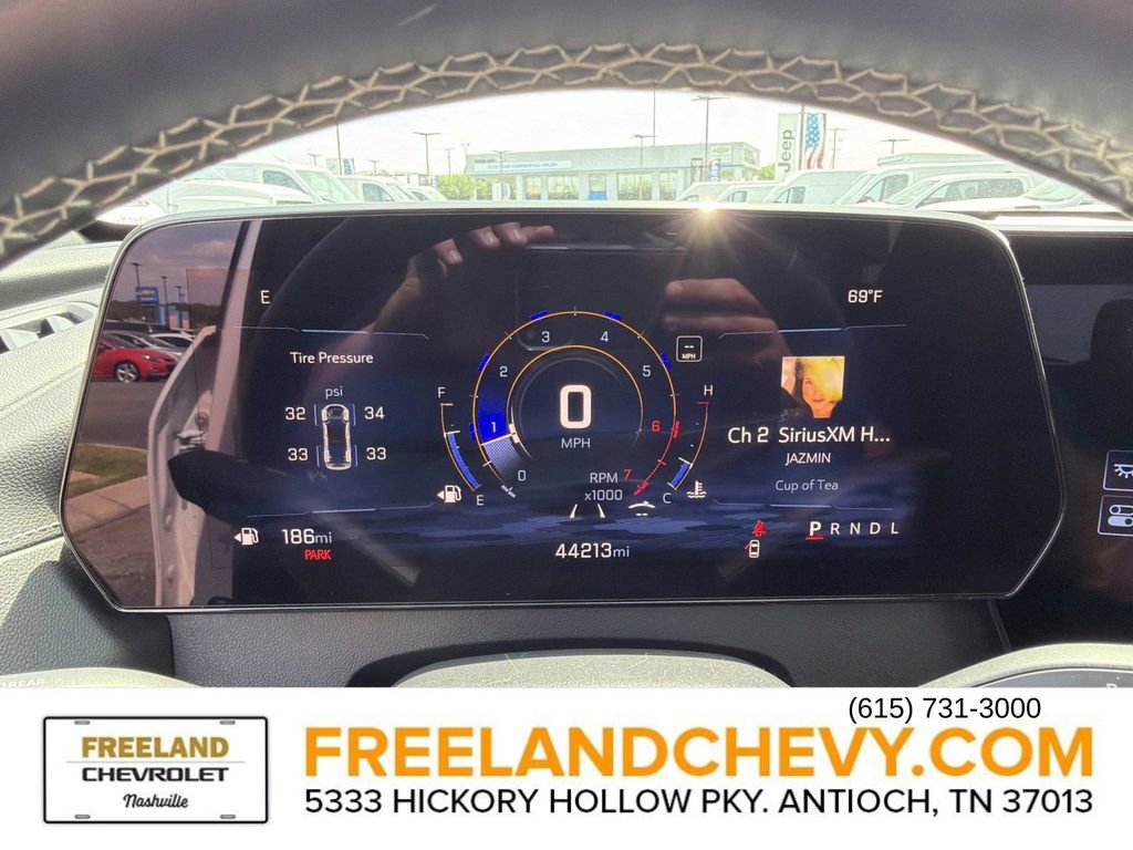 Used 2024 Chevrolet Traverse LT FWD image 31