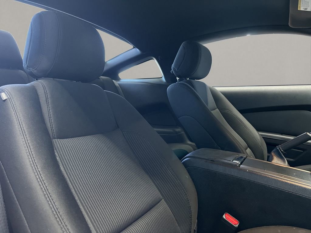 Used 2013 Ford Mustang GT RWD image 16