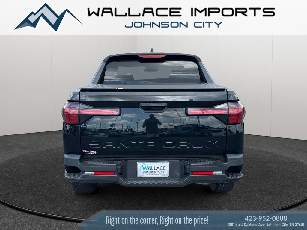 Used 2024 Hyundai Santa Cruz SE FWD image 4