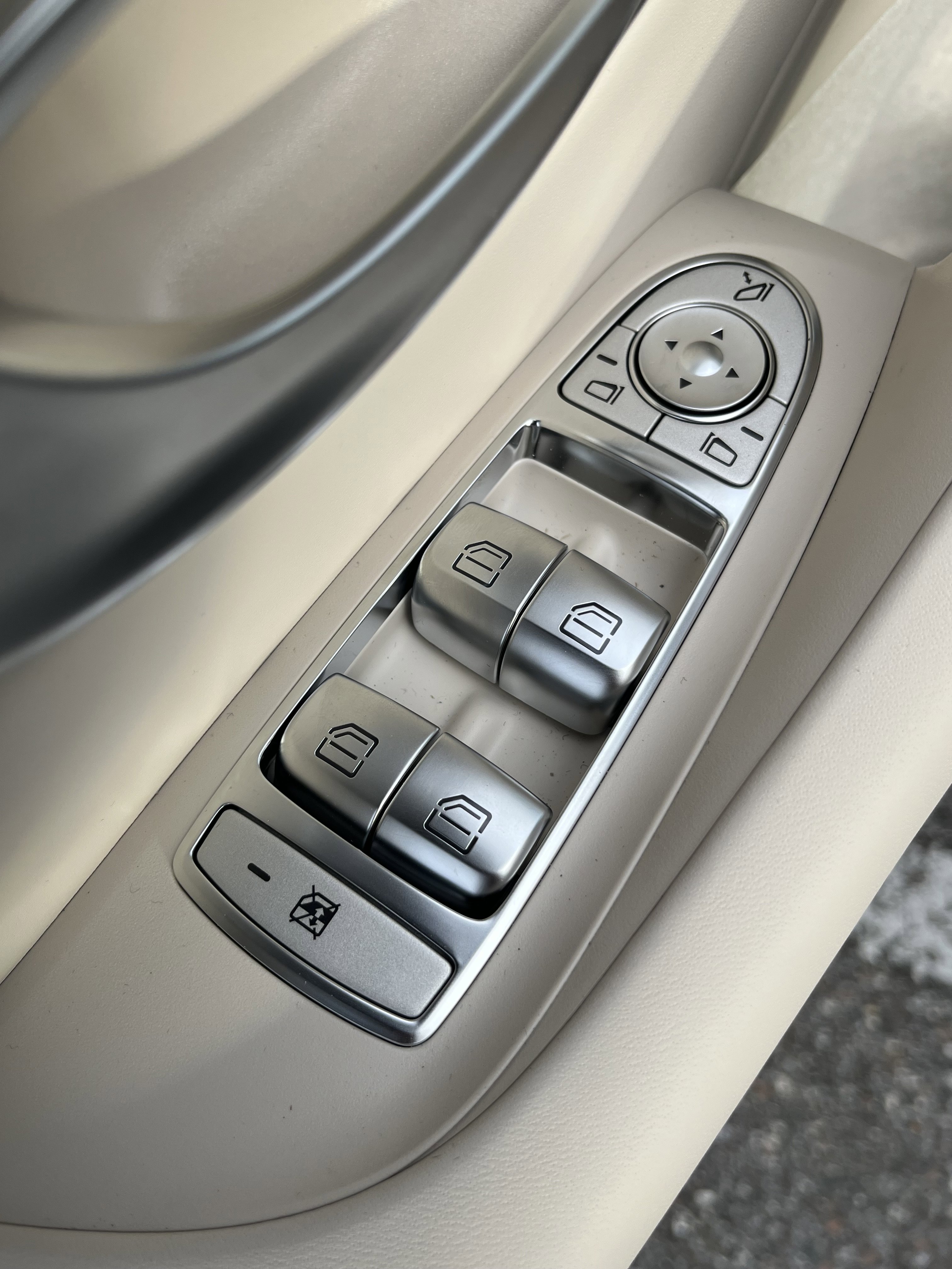 New 2026 Mercedes-Benz AMG GT 43 image 15