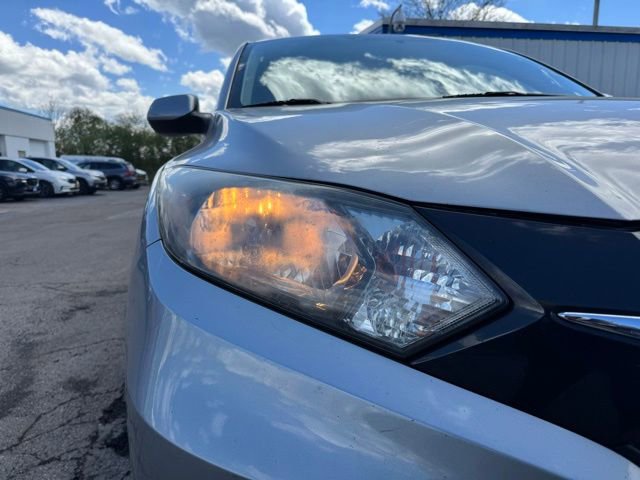 Used 2018 Honda HR-V LX image 4