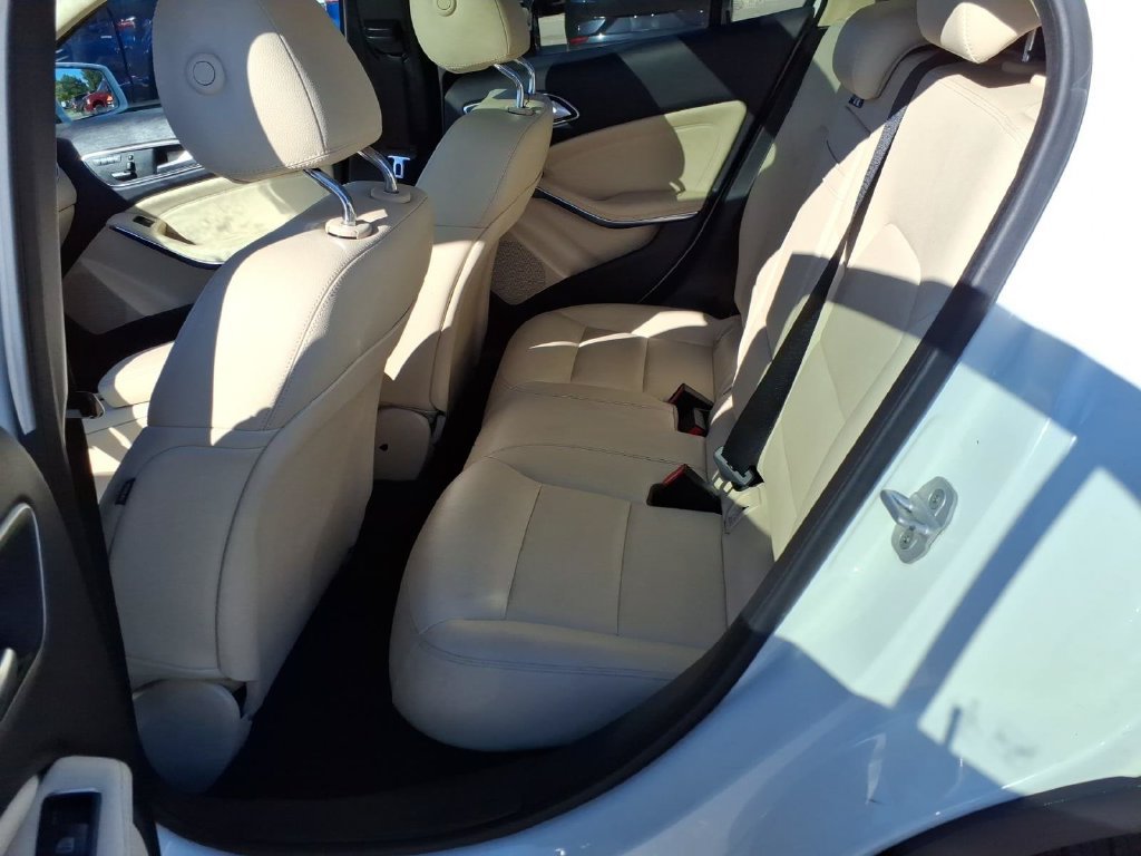 Used 2015 Mercedes-Benz GLA 250 4MATIC image 12