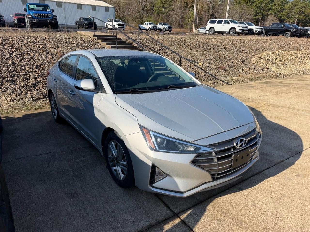 Used 2020 Hyundai Elantra SEL w/ Cargo Package (C1) image 2