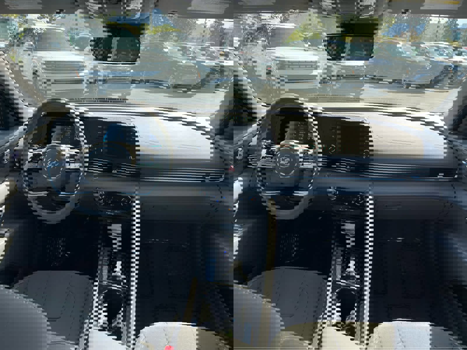 New 2026 Hyundai Elantra Blue FWD image 25