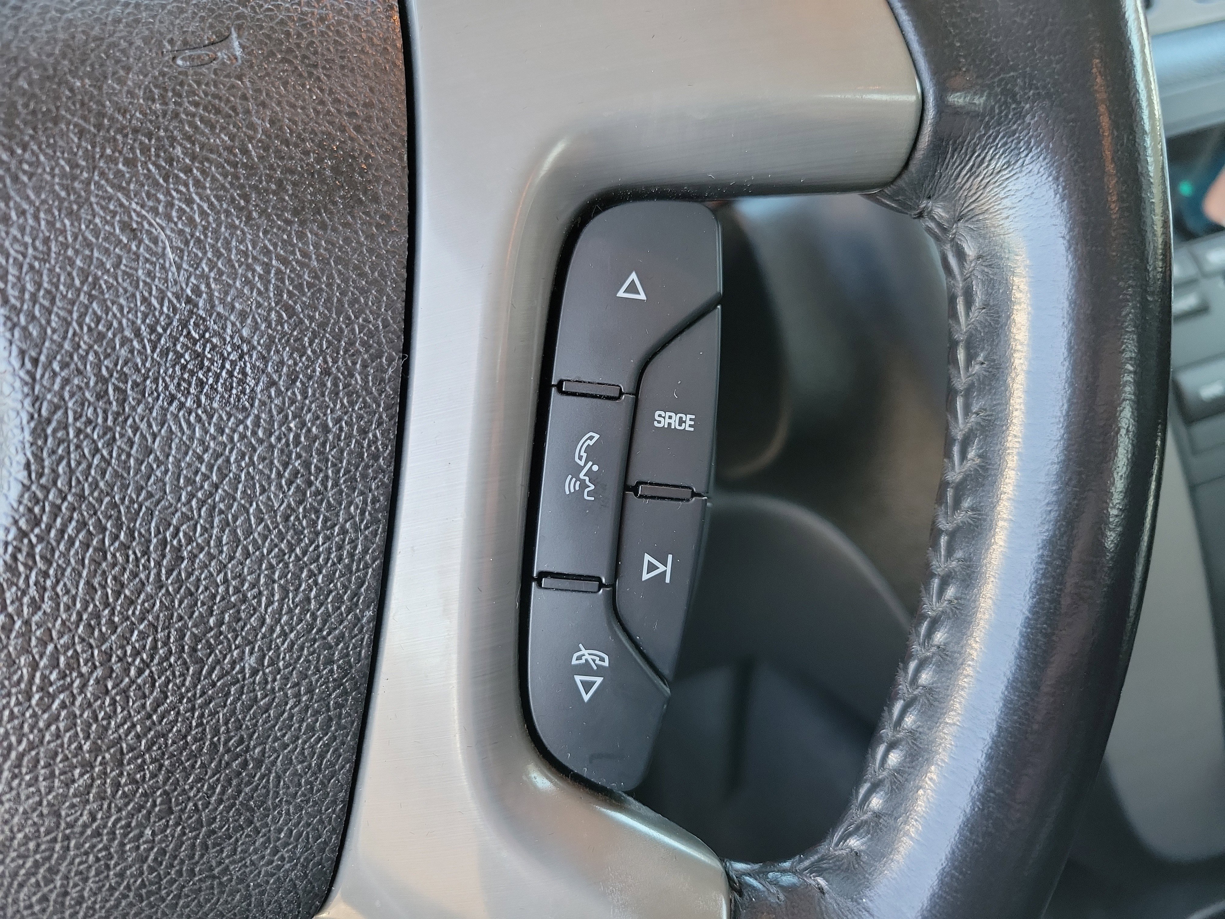 Used 2012 GMC Sierra 3500 SLT w/ SLT Convenience Package image 14