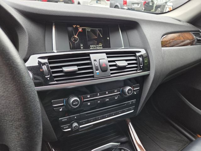 Used 2017 BMW X3 xDrive28i AWD/4WD image 10