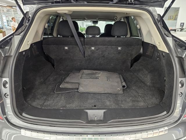 Used 2020 Nissan Murano S w/ Technology Package image 38