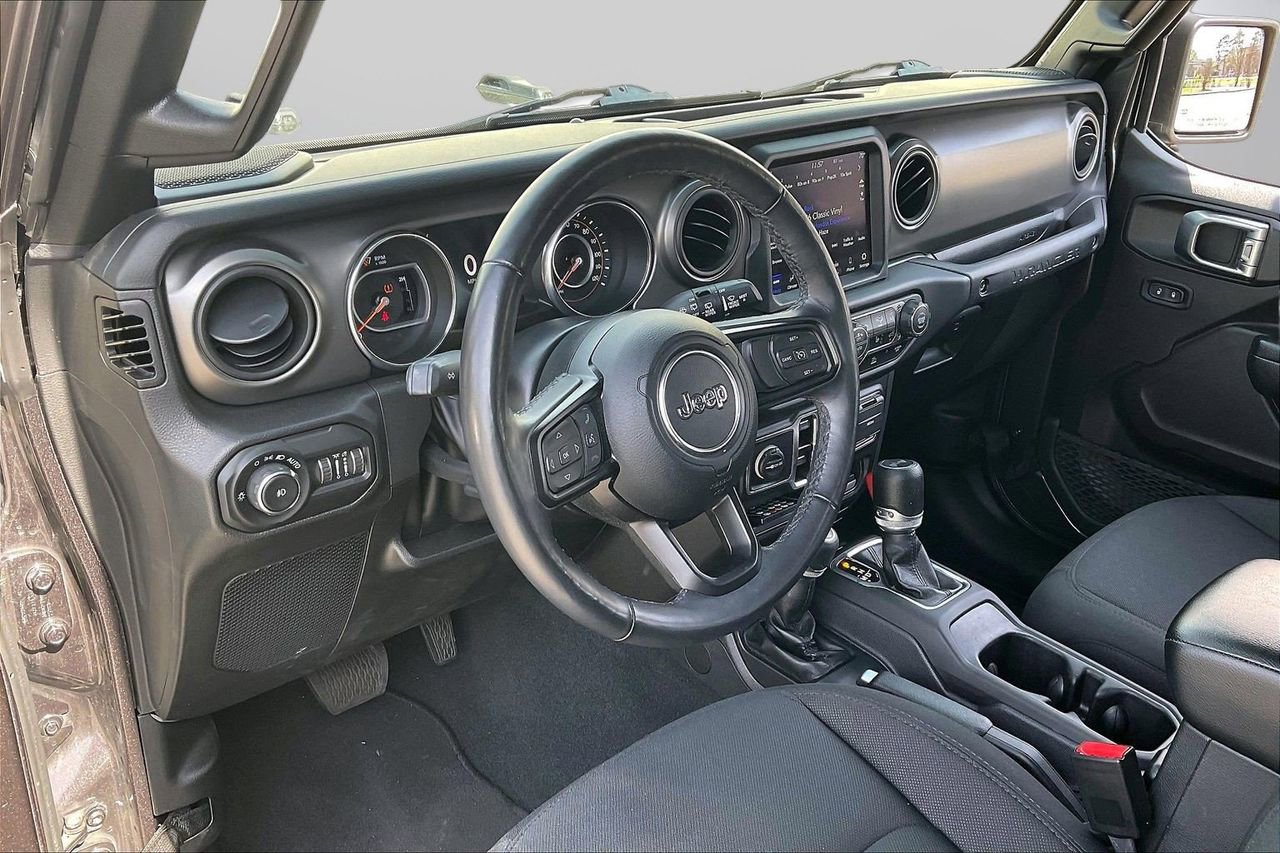 Certified 2022 Jeep Wrangler Sport S w/ Sun And Sound Package image 20