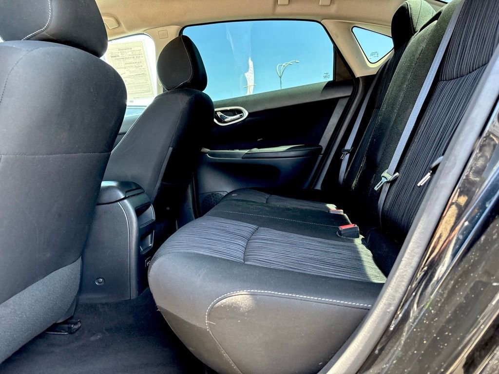 Used 2019 Nissan Sentra SV FWD image 14