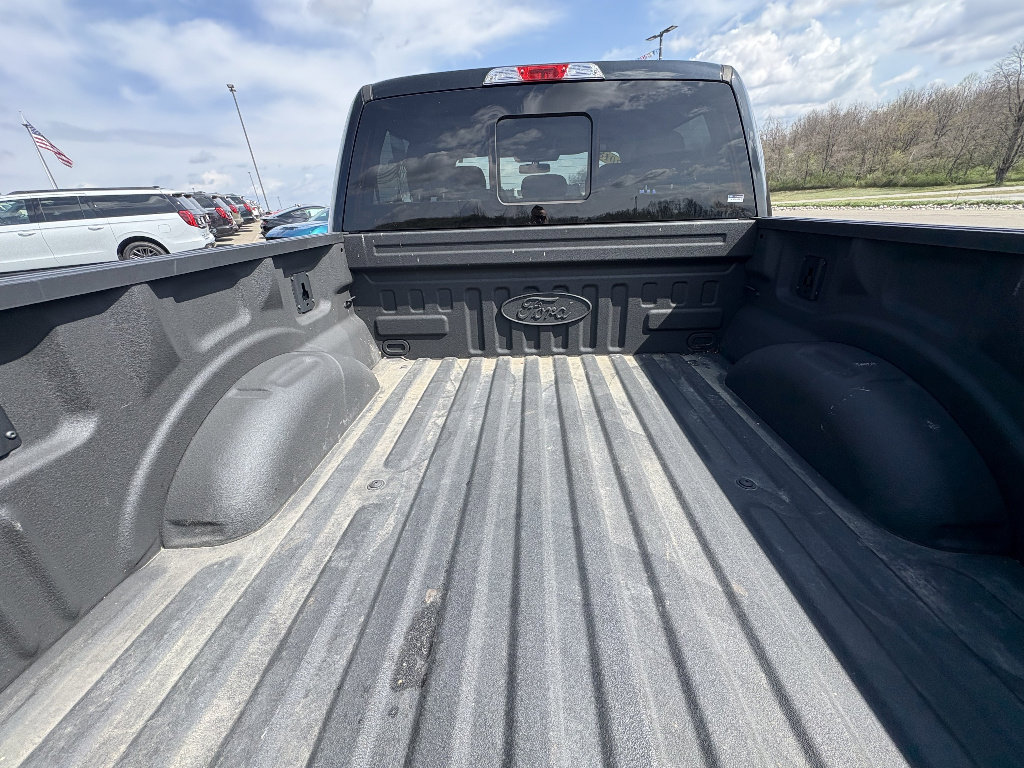 Used 2018 Ford F150 XLT w/ Equipment Group 302A Luxury image 15