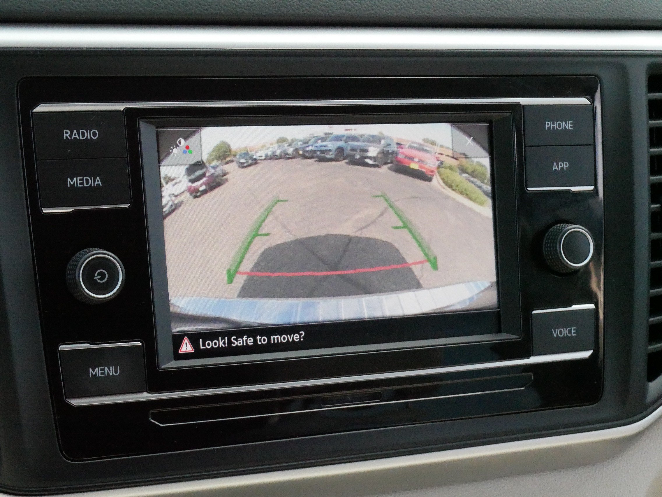 Certified 2023 Volkswagen Atlas SE AWD/4WD image 28