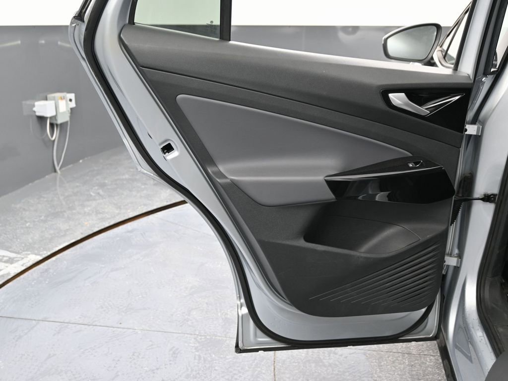 Used 2021 Volkswagen ID.4 Pro w/ ID.4 Protection Package image 36