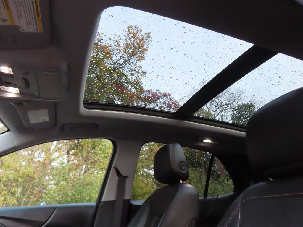 Used 2023 Chevrolet Equinox Premier image 5