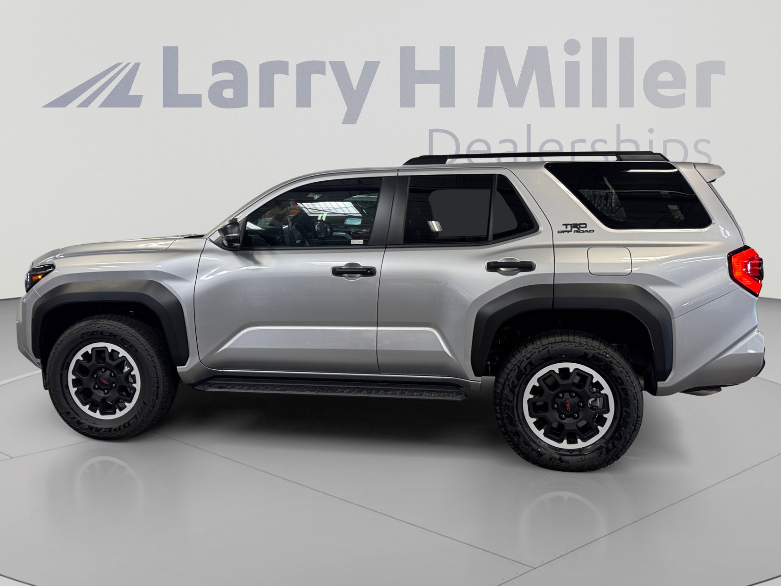 Certified 2026 Toyota 4Runner TRD Off-Road Premium AWD/4WD image 2