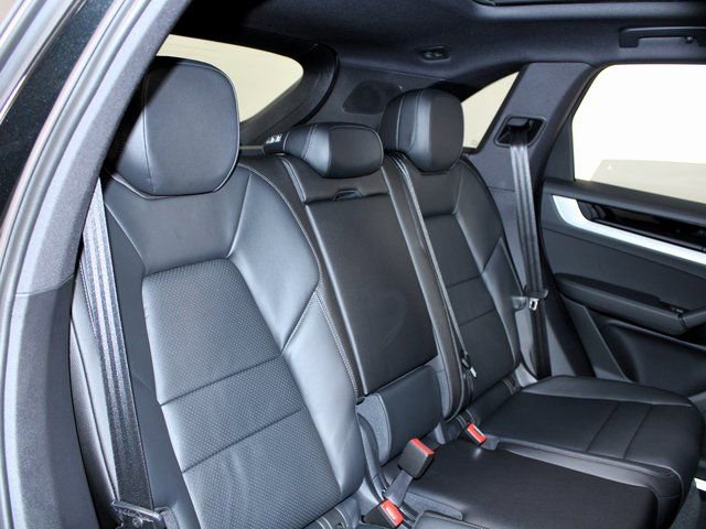 New 2026 Porsche Cayenne AWD/4WD image 21