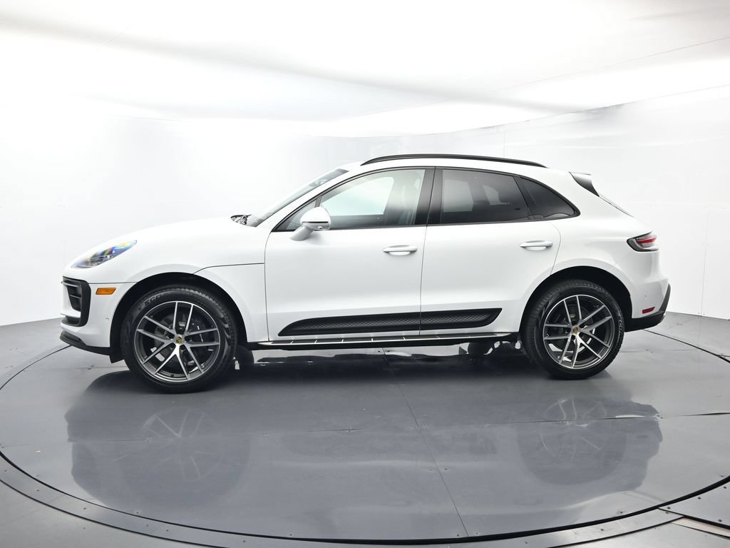 Certified 2025 Porsche Macan Turbo AWD/4WD image 2