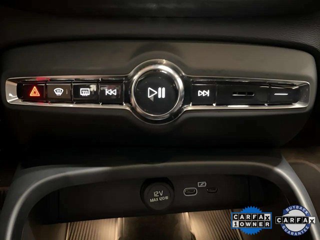 Used 2025 Volvo XC40 B5 Core image 52