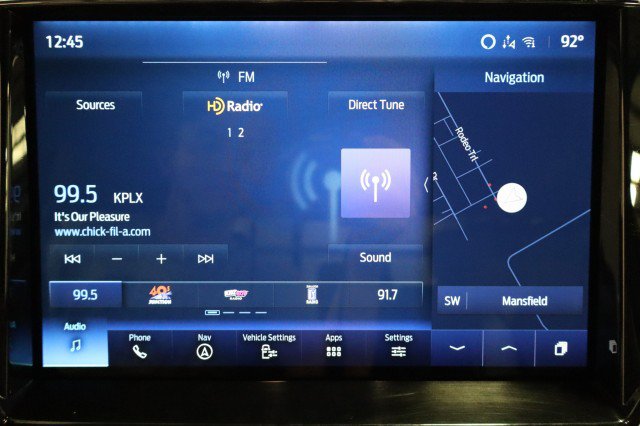 Used 2022 Ford F250 Platinum w/ FX4 Off-Road Package AWD/4WD image 48