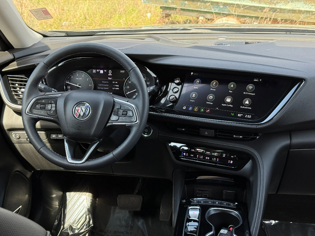 Used 2023 Buick Envision Avenir image 18