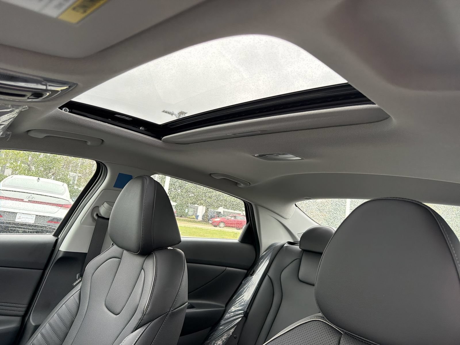 New 2026 Hyundai Elantra Limited FWD image 23