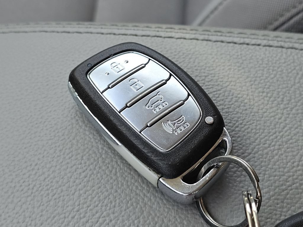 Used 2017 Hyundai Tucson Sport AWD/4WD image 31