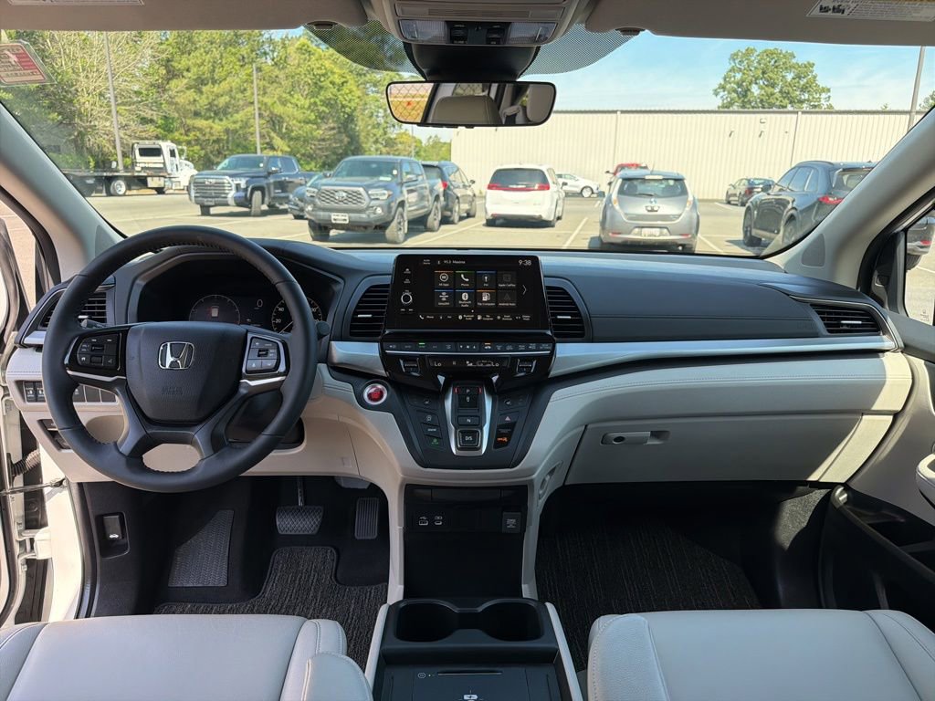 Certified 2026 Honda Odyssey EX-L image 8