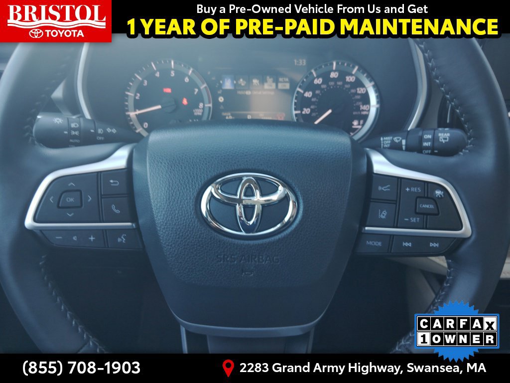 Used 2024 Toyota Highlander XLE AWD/4WD image 23