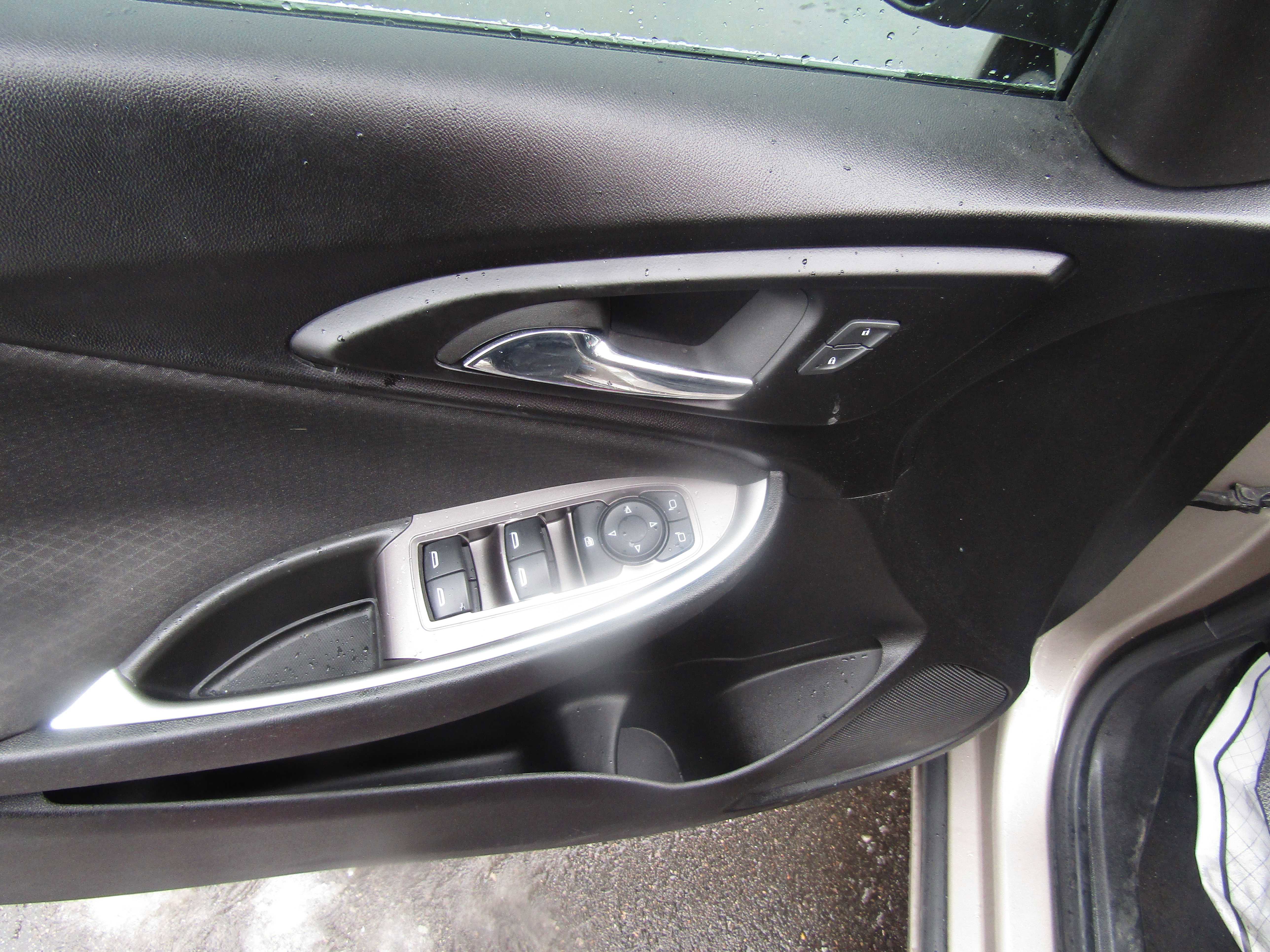 Used 2023 Chevrolet Malibu LS image 8