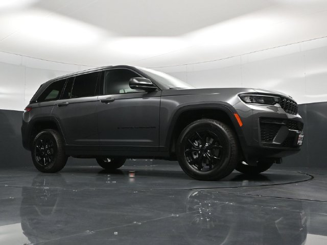 New 2026 Jeep Grand Cherokee Altitude AWD/4WD image 56