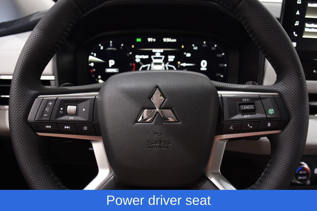 New 2025 Mitsubishi Outlander AWD image 10