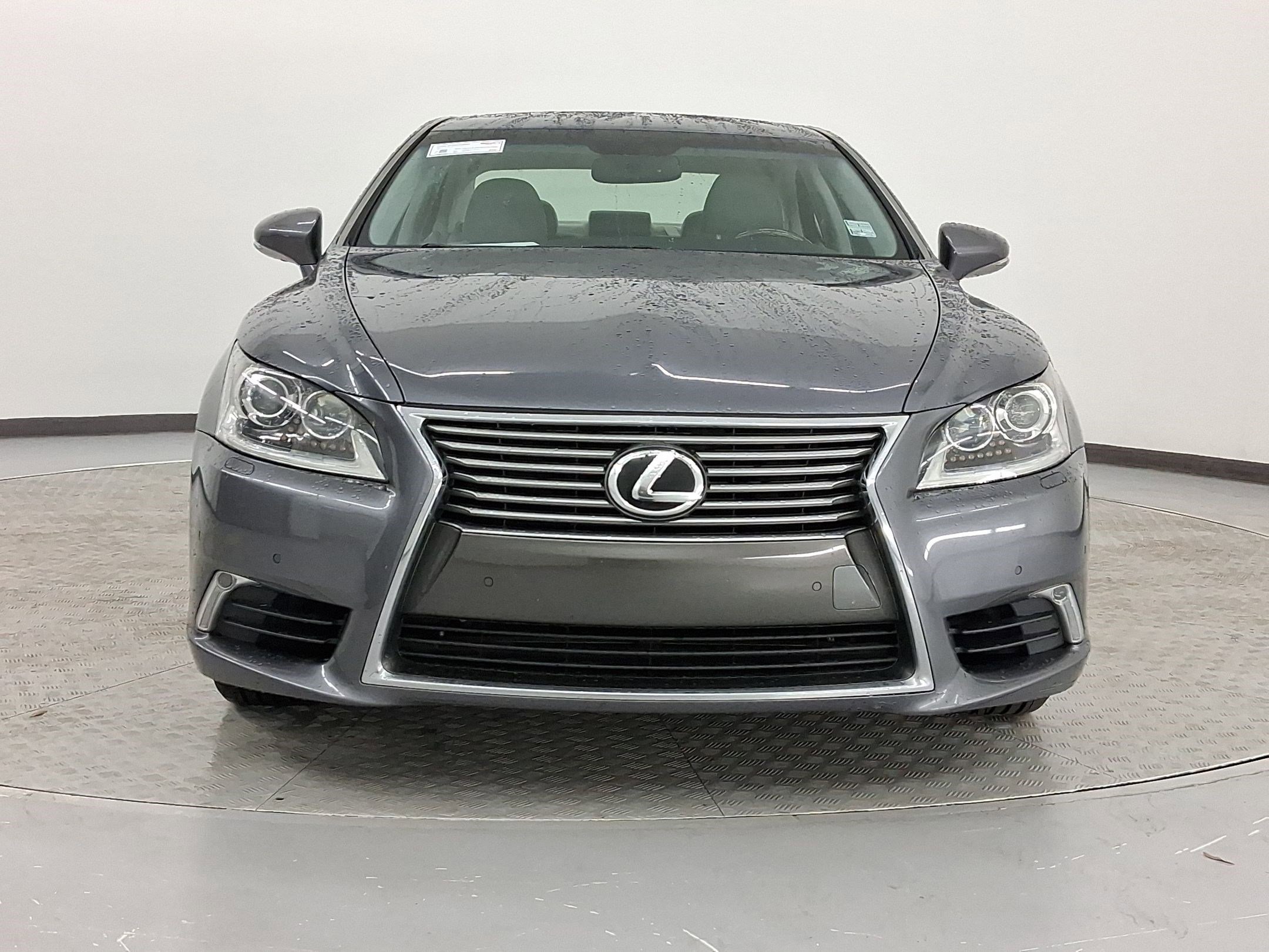 Used 2014 Lexus LS 460 image 6
