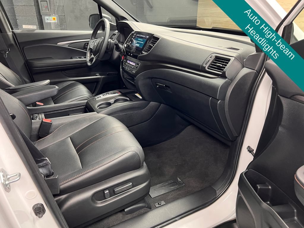 Used 2023 Honda Passport TrailSport image 9