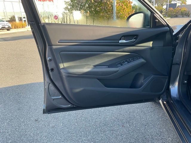 New 2025 Nissan Altima 2.5 SV w/ SV Premium Package image 9
