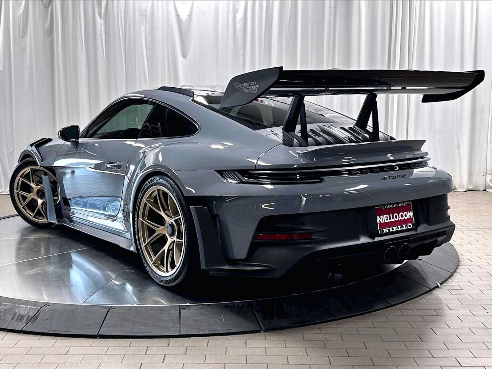 Used 2025 Porsche 911 GT3 RS RWD image 3