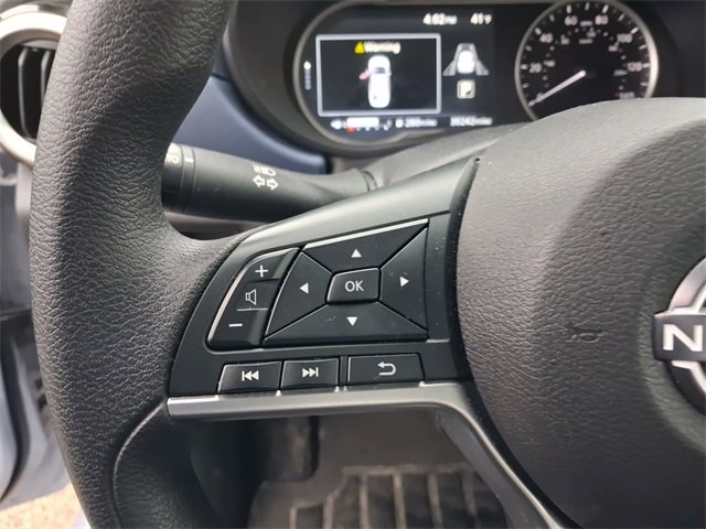 Used 2025 Nissan Versa SV image 14