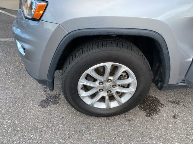 Used 2021 Jeep Grand Cherokee Laredo X image 18