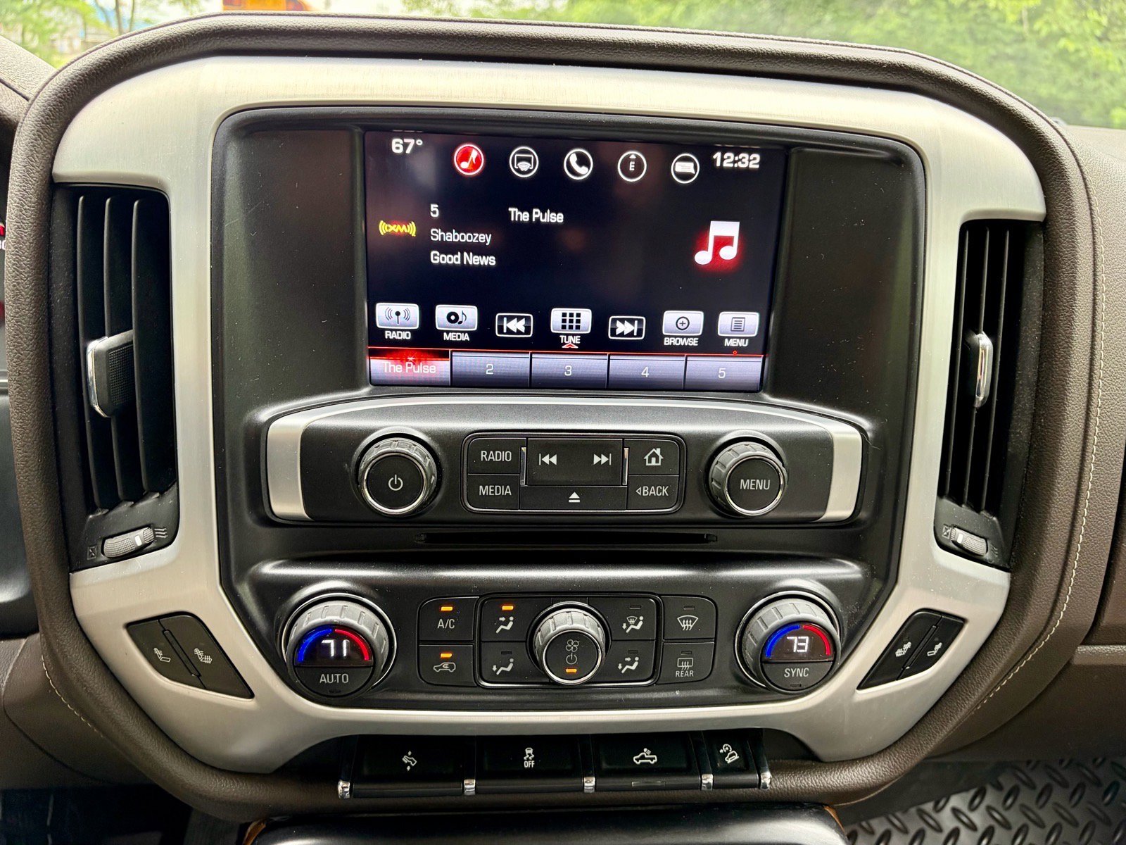 Used 2016 GMC Sierra 1500 SLT w/ SLT Premium Package AWD/4WD image 23