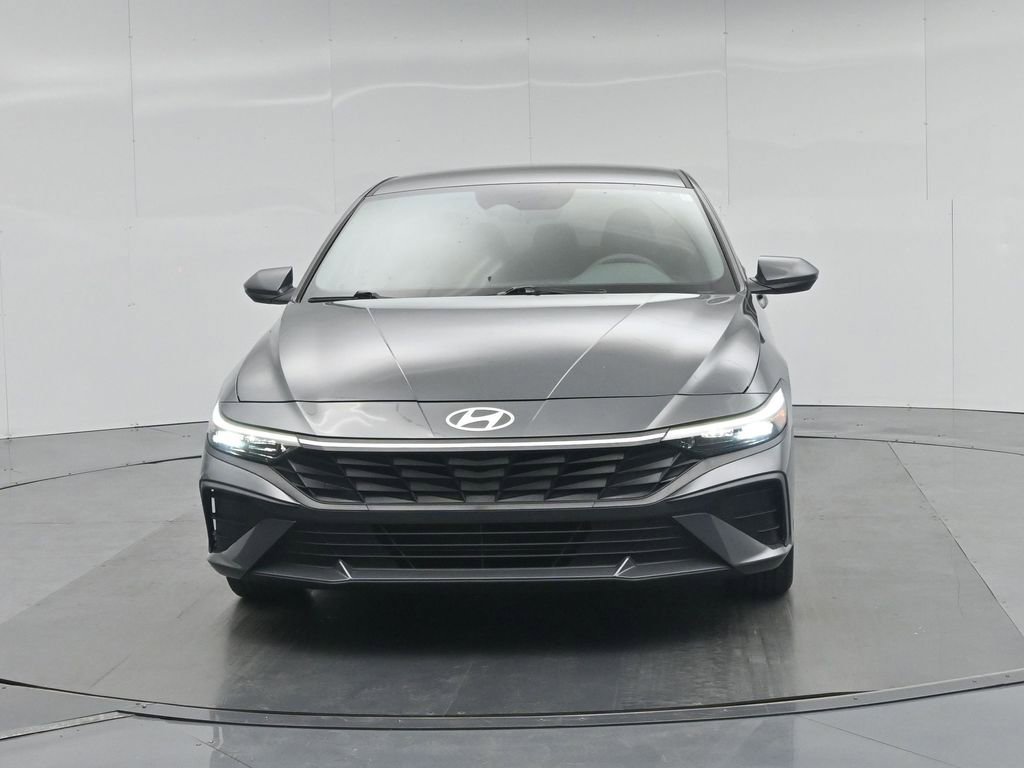 Used 2024 Hyundai Elantra SEL image 32