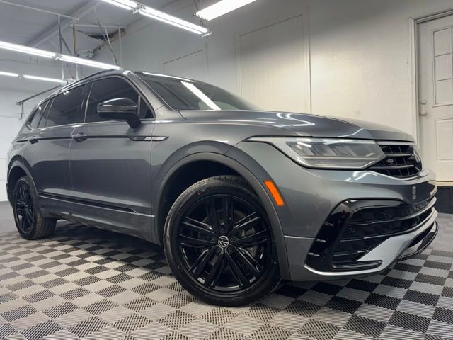 Used 2022 Volkswagen Tiguan SE R-Line