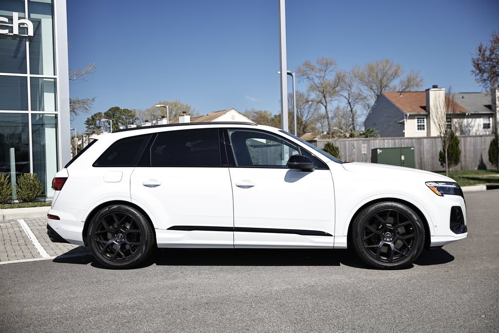 New 2026 Audi SQ7 Premium Plus AWD/4WD image 4