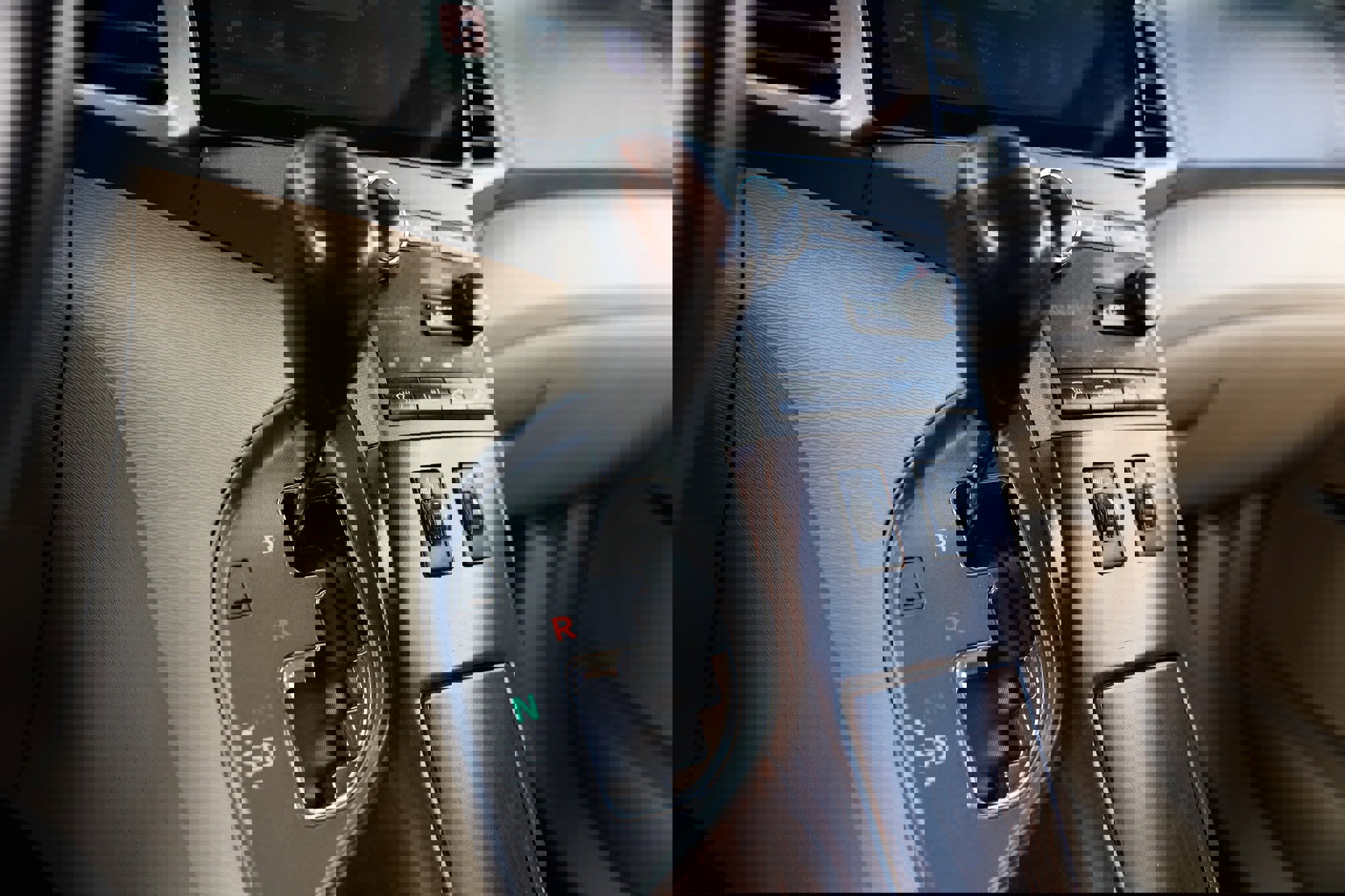 Used 2015 Toyota Venza XLE w/ XLE Premium Package image 38