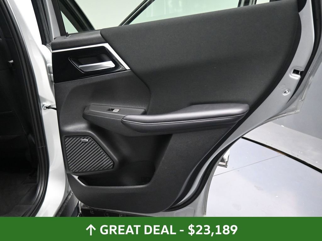 Used 2025 Mitsubishi Outlander ES image 21