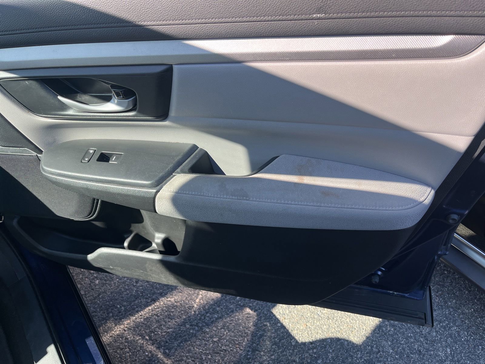 Used 2020 Honda CR-V LX image 20