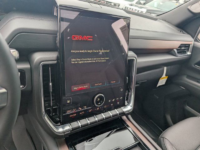 New 2026 GMC Yukon XL Denali w/ Sun & Power Step Package AWD/4WD image 19