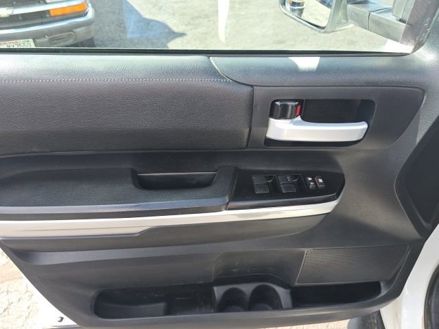Used 2017 Toyota Tundra SR5 image 9