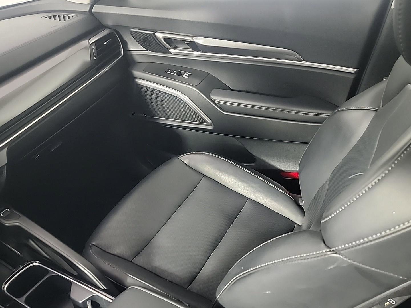 Used 2024 Kia Telluride S w/ S Sunroof Package image 23