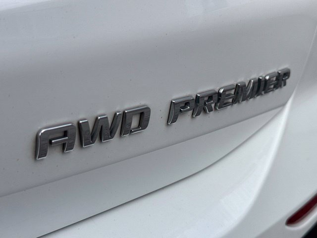Used 2022 Chevrolet Equinox Premier AWD/4WD image 9