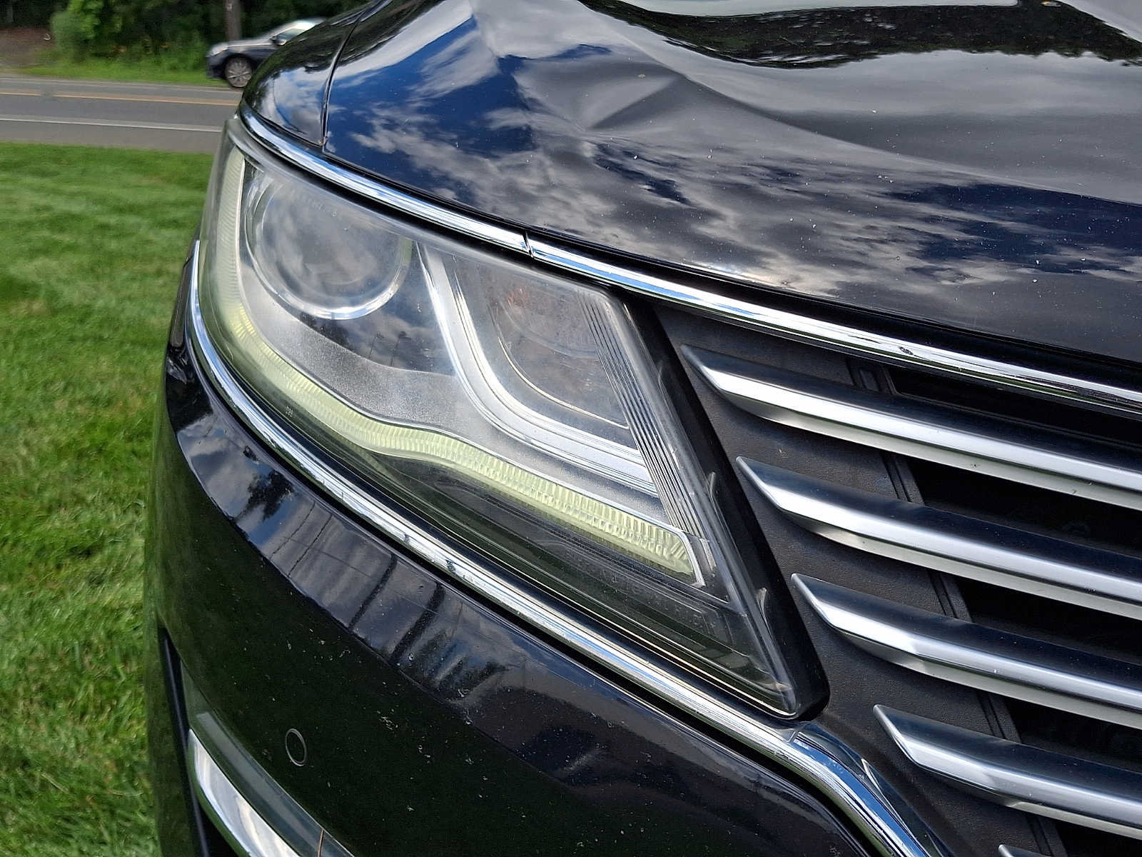 Used 2017 Lincoln MKC Reserve AWD/4WD image 9