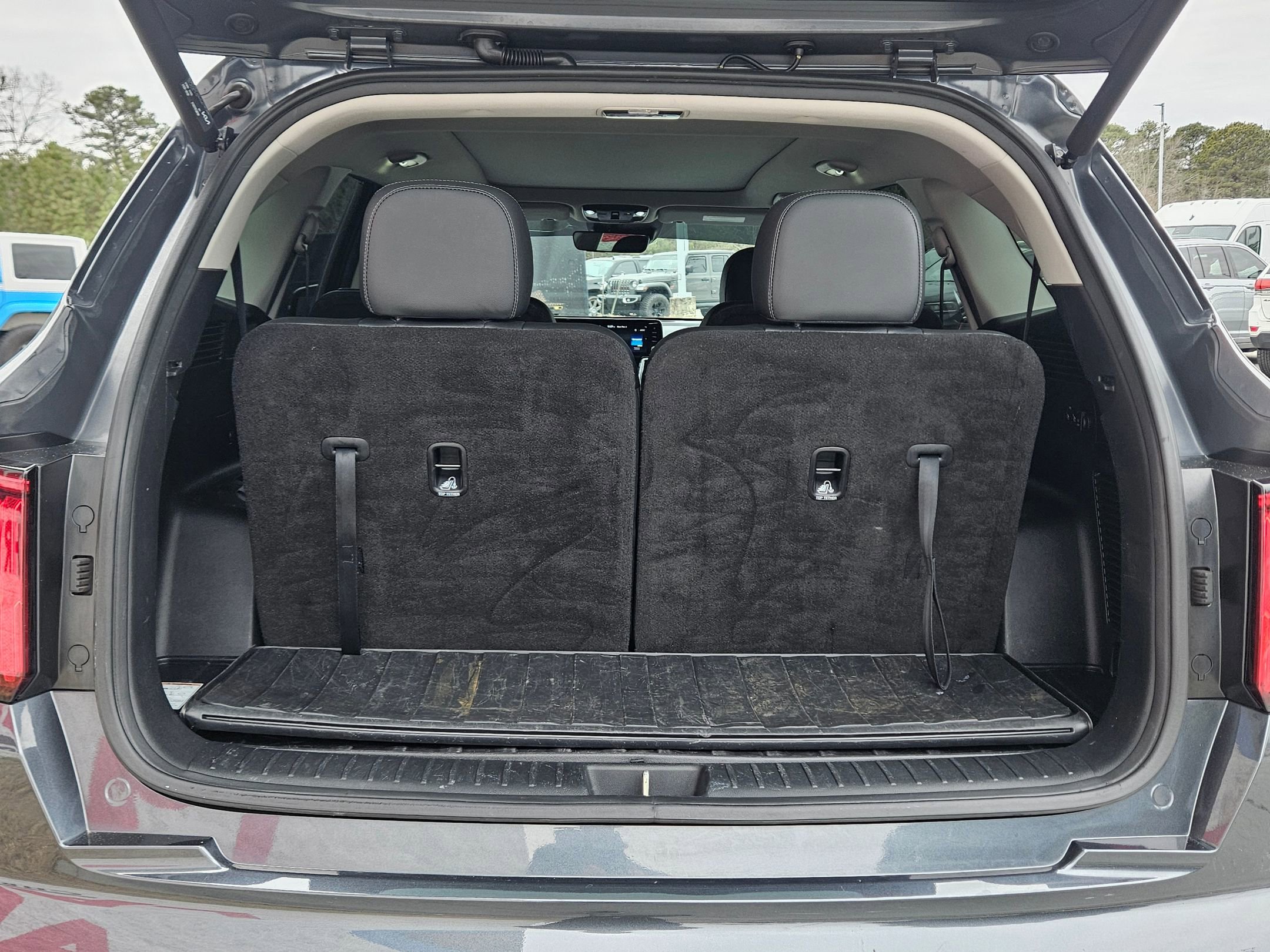 Used 2023 Kia Sorento SX image 29